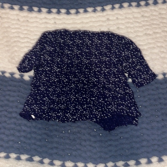 Button Up Star Top - Picture 2 of 4